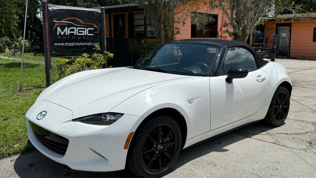 2016 Mazda MX-5 Miata Sport Convertible