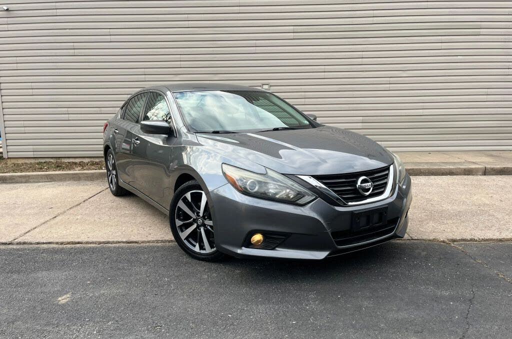 2016 Nissan Altima 2.5 SR