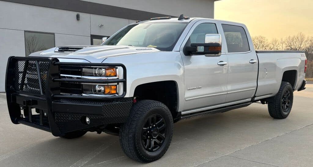 2019 Chevrolet Silverado 3500HD LTZ Crew Cab LB 4WD