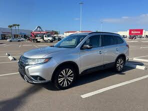 Mitsubishi Outlander SE FWD