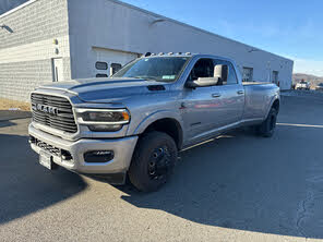 RAM 3500 Laramie Crew Cab LB DRW 4WD