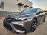 Toyota Camry Hybrid SE FWD
