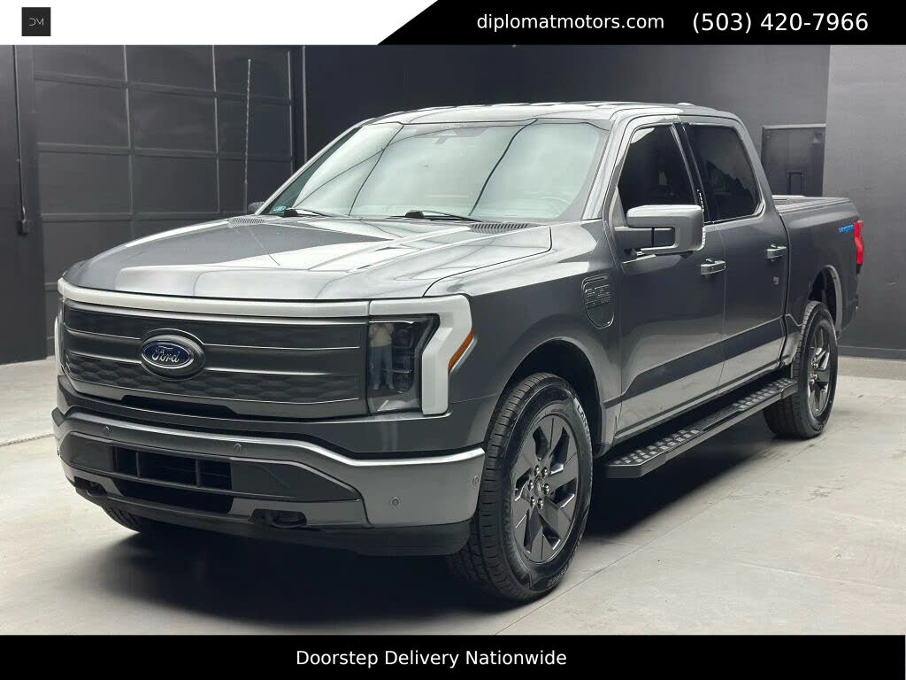 2022 Ford F-150 Lightning Lariat SuperCrew AWD