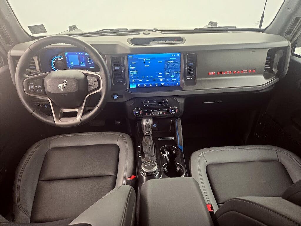 2024 Ford Bronco Black Diamond 2-Door 4WD