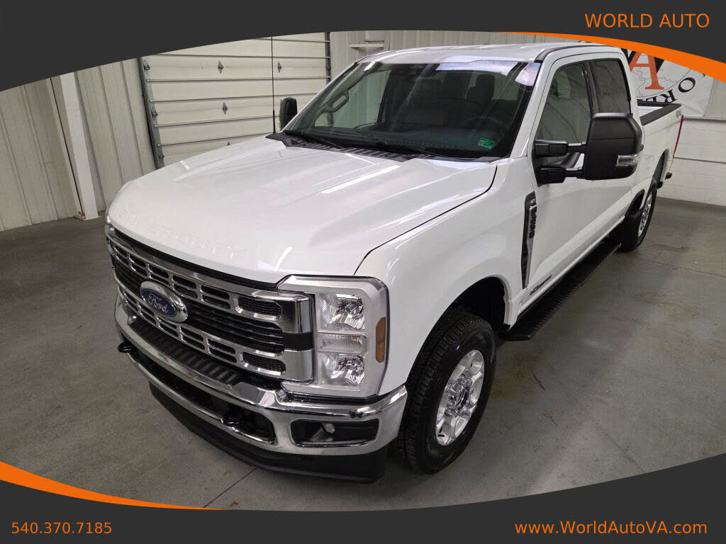 2026 Ford F-250 Super Duty XLT Crew Cab 4WD