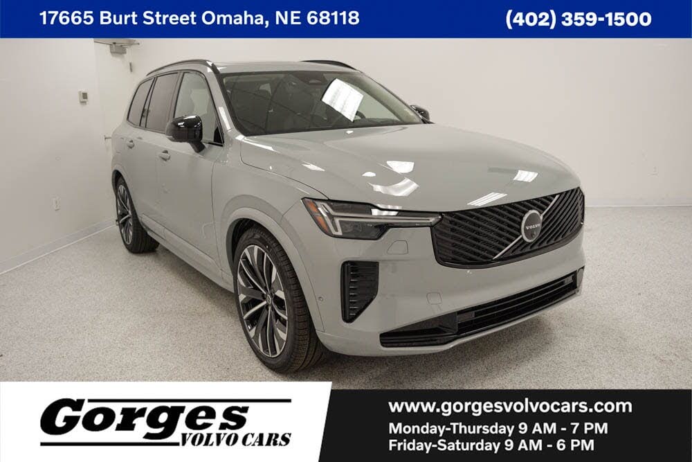 2026 Volvo XC90 B6 Ultra Dark 7-Passenger AWD