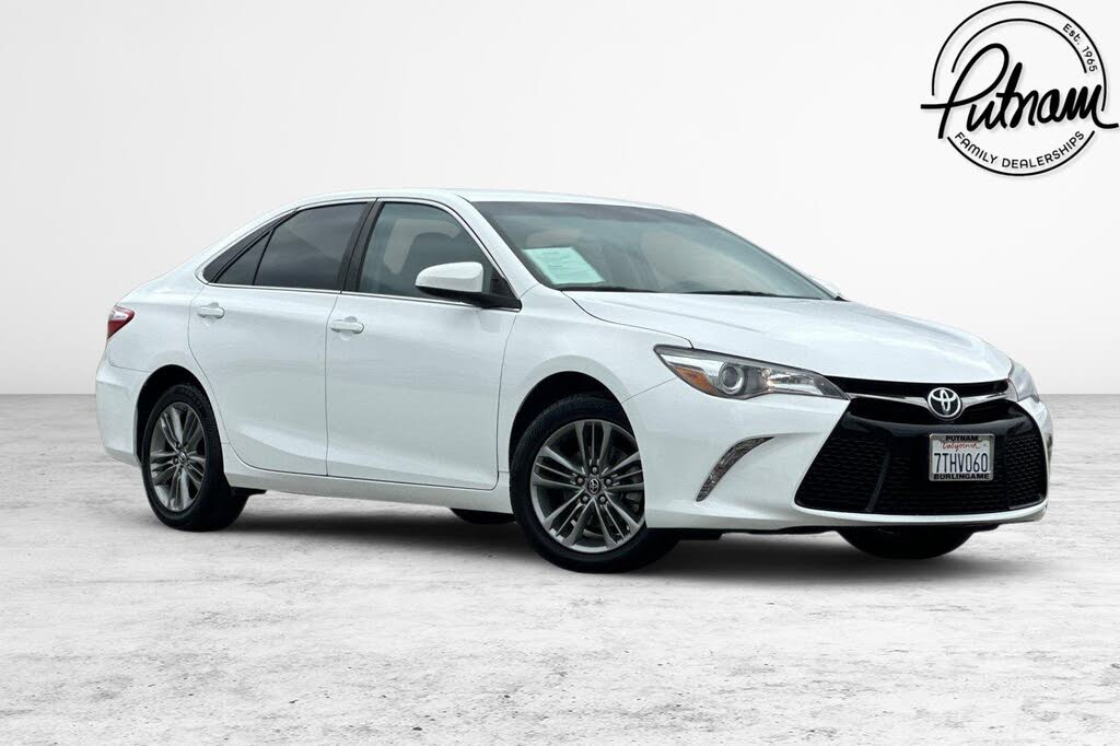2016 Toyota Camry SE