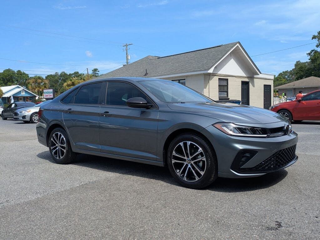 2025 Volkswagen Jetta Sport FWD