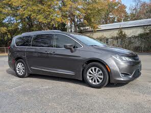 Chrysler Pacifica Touring L FWD