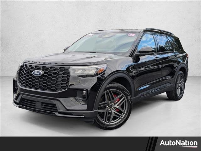 2025 Ford Explorer ST-Line AWD