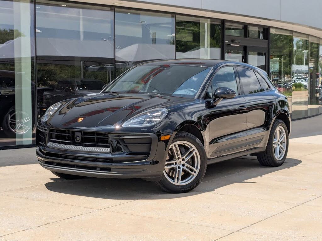 2025 Porsche Macan