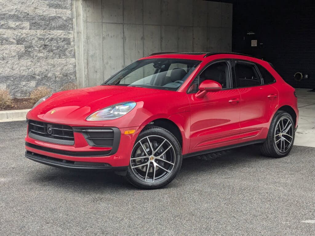 2025 Porsche Macan