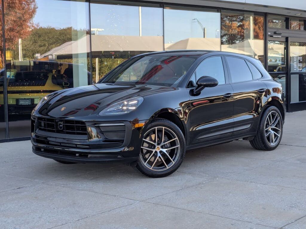 2025 Porsche Macan