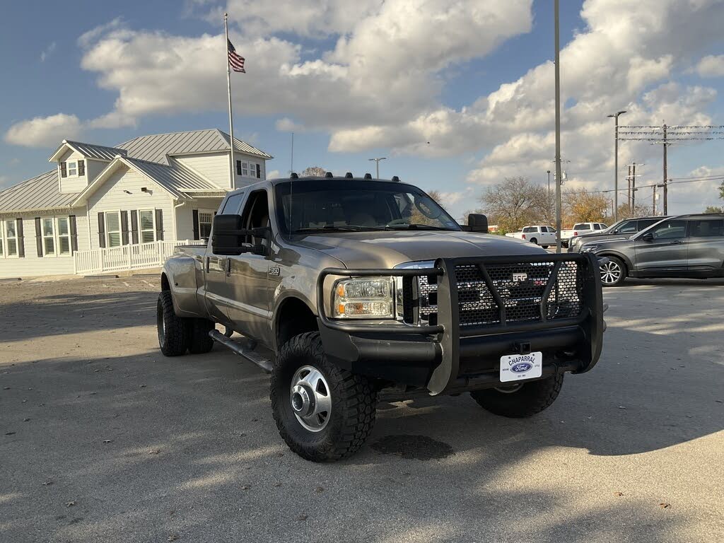 2003 Ford F-350 Super Duty Lariat Crew Cab SB DRW 4WD