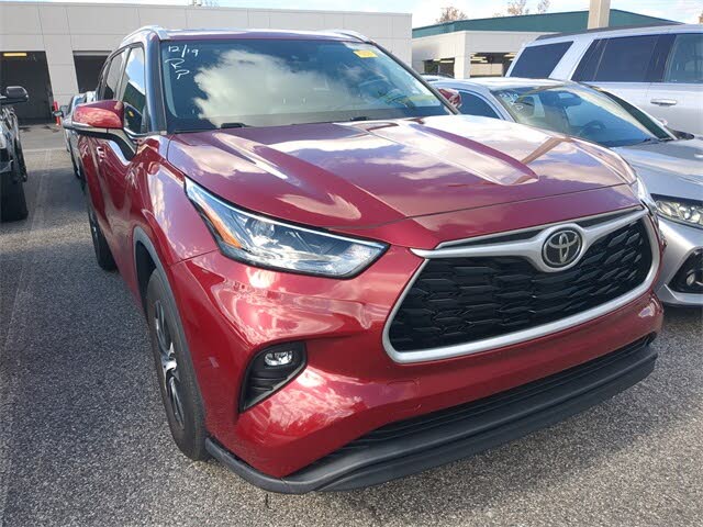2022 Toyota Highlander XLE FWD