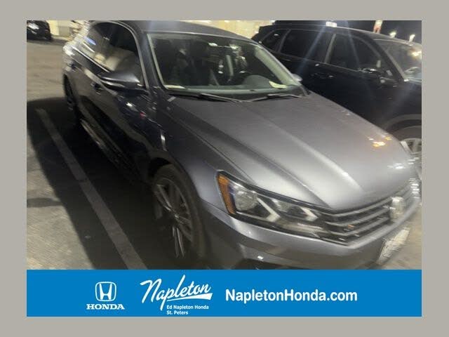 2017 Volkswagen Passat R-Line