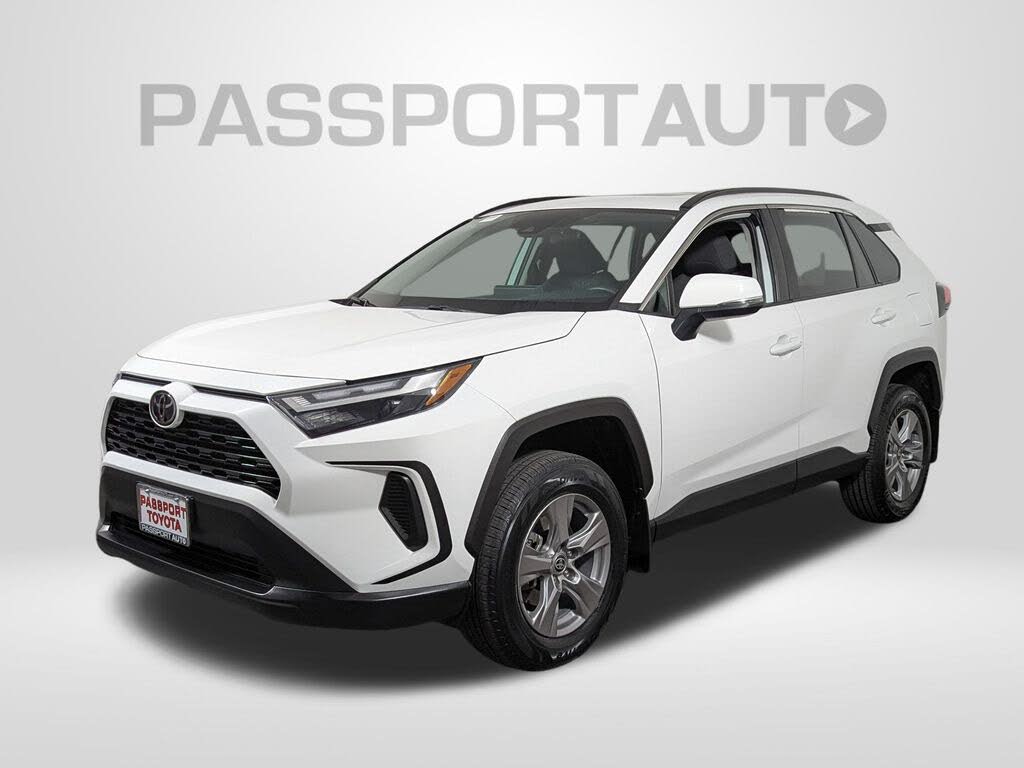 2024 Toyota RAV4 XLE AWD