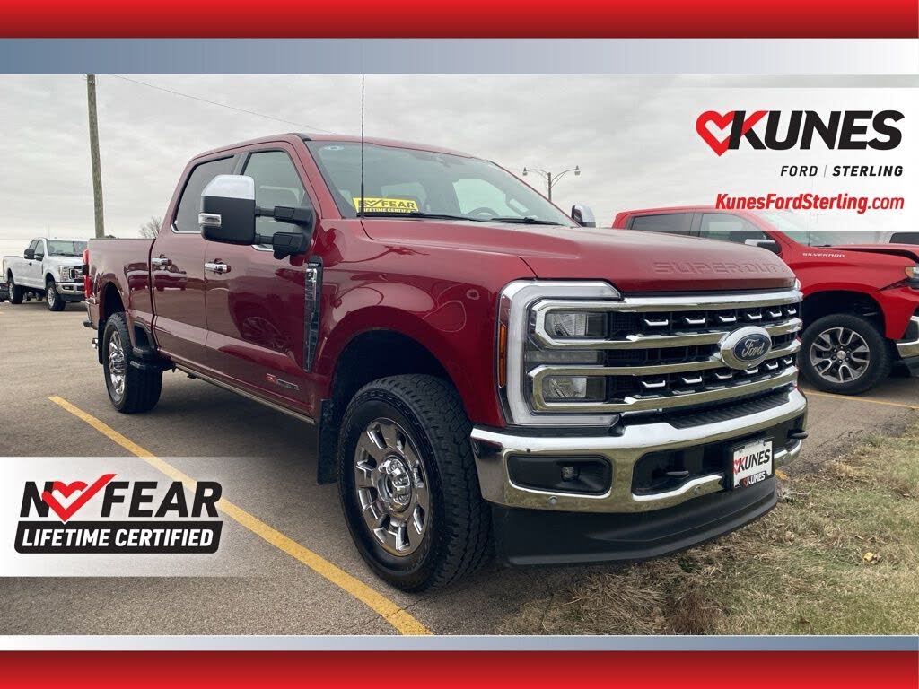 2025 Ford F-250 Super Duty Lariat Crew Cab 4WD