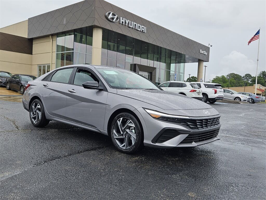 2025 Hyundai Elantra SEL Sport FWD