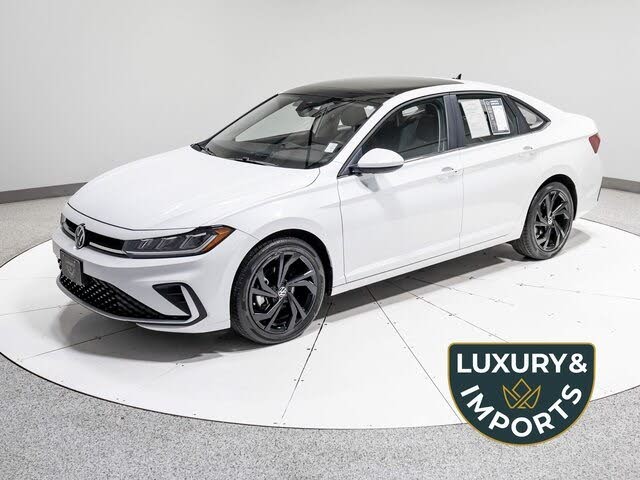 2025 Volkswagen Jetta SE FWD