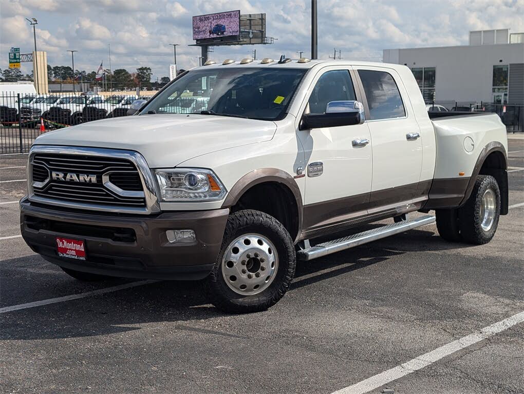 2017 RAM 3500 Laramie Longhorn Mega Cab DRW 4WD