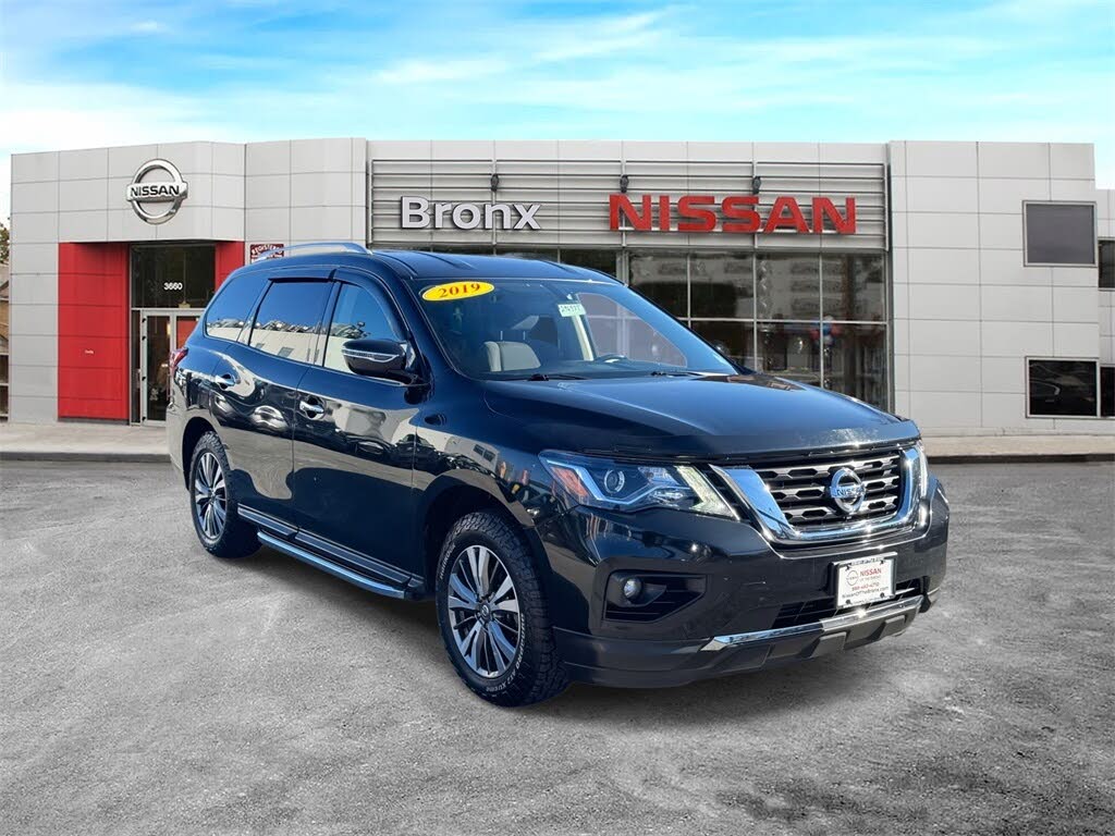 2019 Nissan Pathfinder SV 4WD