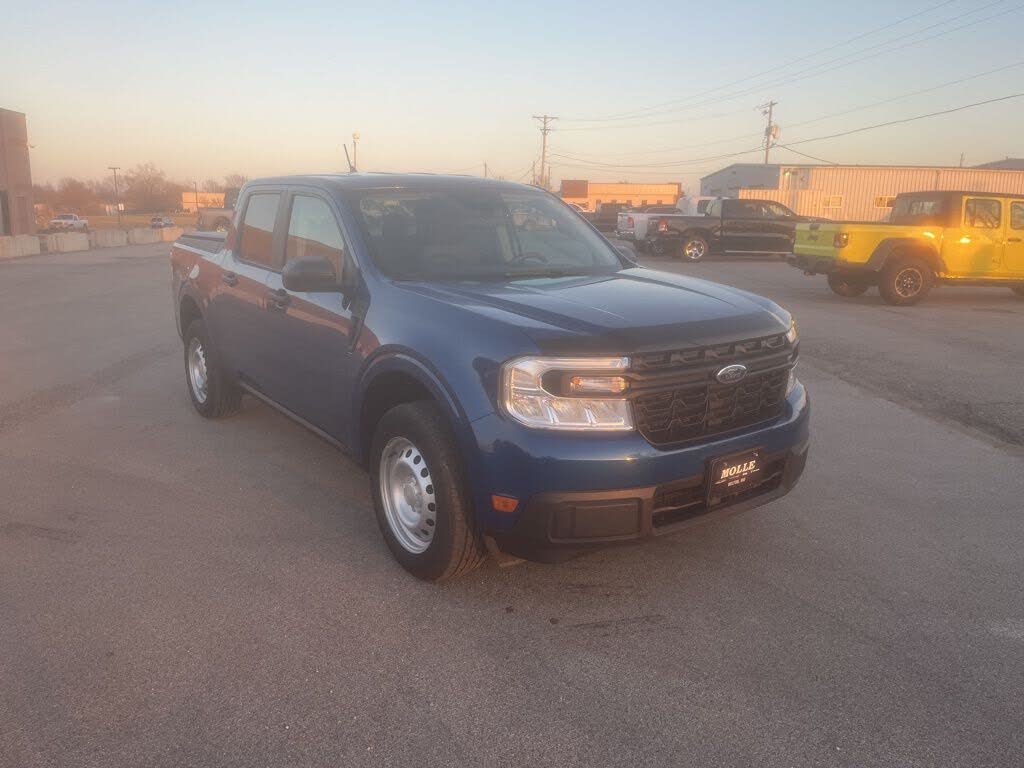 2023 Ford Maverick XL SuperCrew FWD