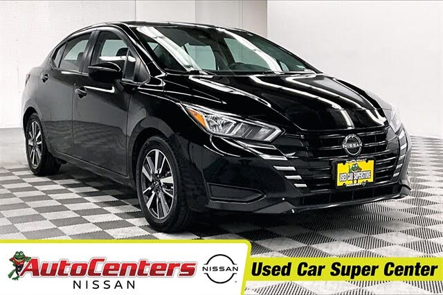 2023 Nissan Versa SV FWD