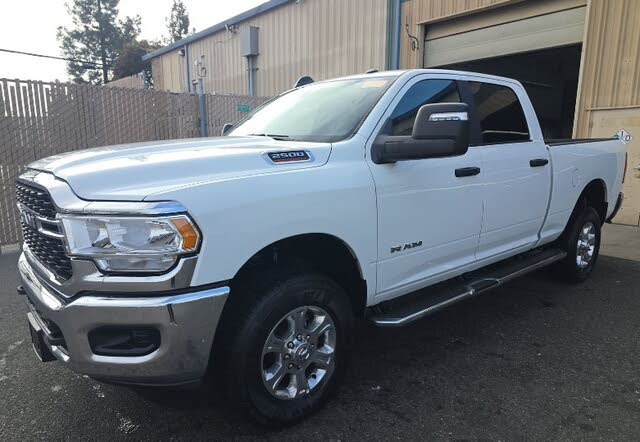 2024 RAM 2500 Big Horn Crew Cab 4WD