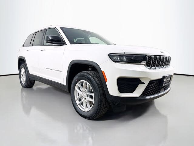 2025 Jeep Grand Cherokee Laredo 4WD