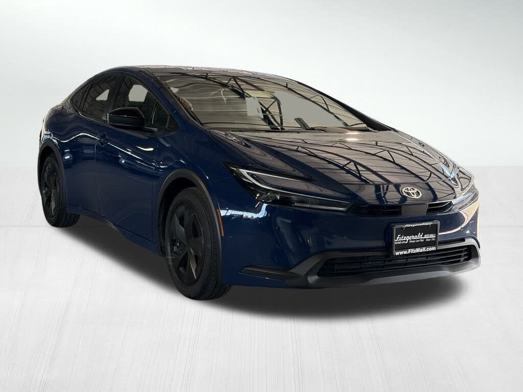 2025 Toyota Prius LE FWD