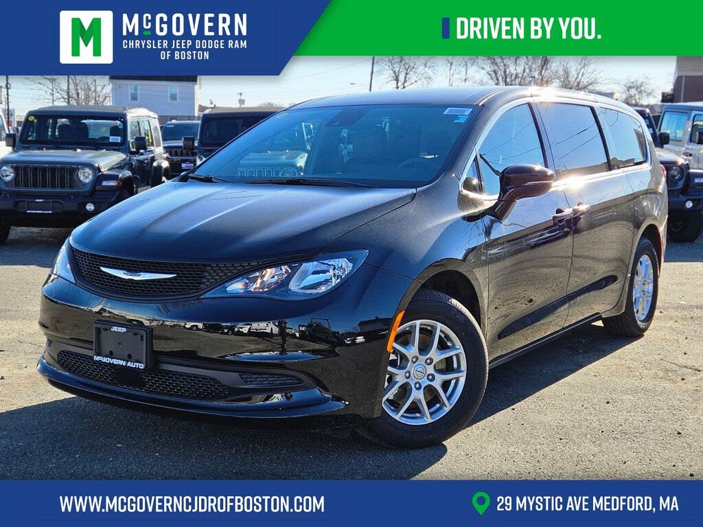 2026 Chrysler Voyager LX FWD