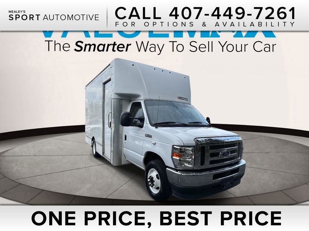 2022 Ford E-Series Chassis E-350 SD Cutaway SB RWD