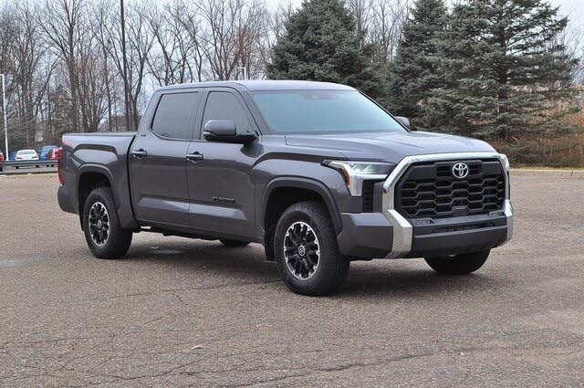 2022 Toyota Tundra SR5 CrewMax Cab 4WD