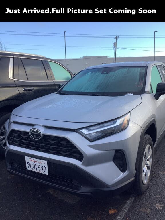 2024 Toyota RAV4 LE AWD