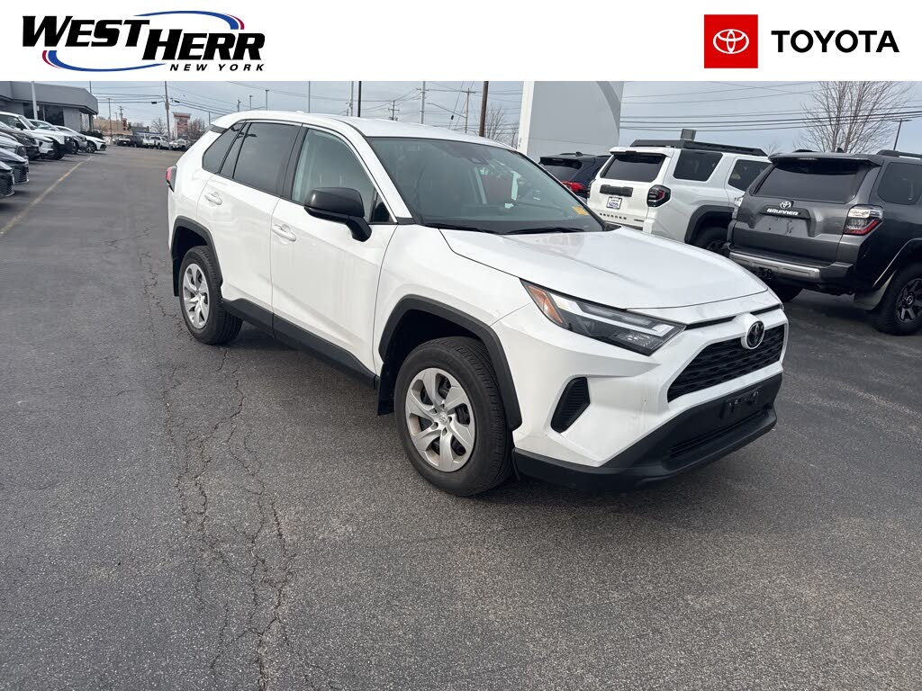 2024 Toyota RAV4 LE AWD
