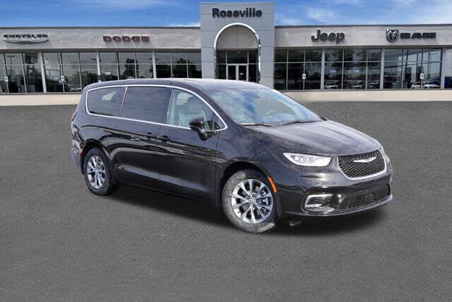 2026 Chrysler Pacifica Limited FWD