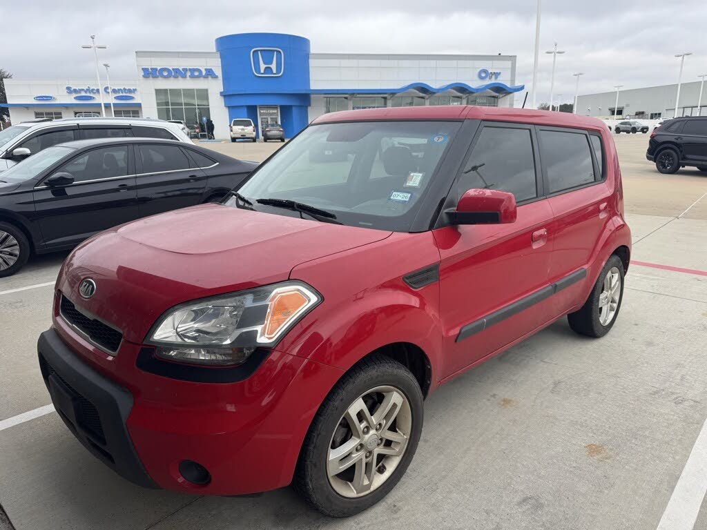 2010 Kia Soul +