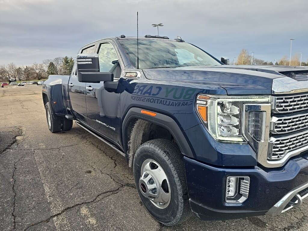 2022 GMC Sierra 3500HD Denali Crew Cab 4WD