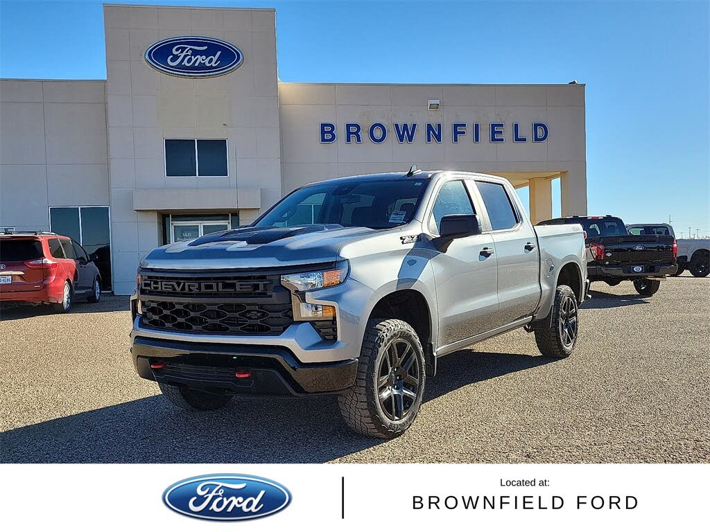 2023 Chevrolet Silverado 1500 Custom Trail Boss Crew Cab 4WD