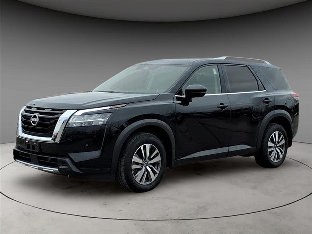 2024 Nissan Pathfinder SL 4WD