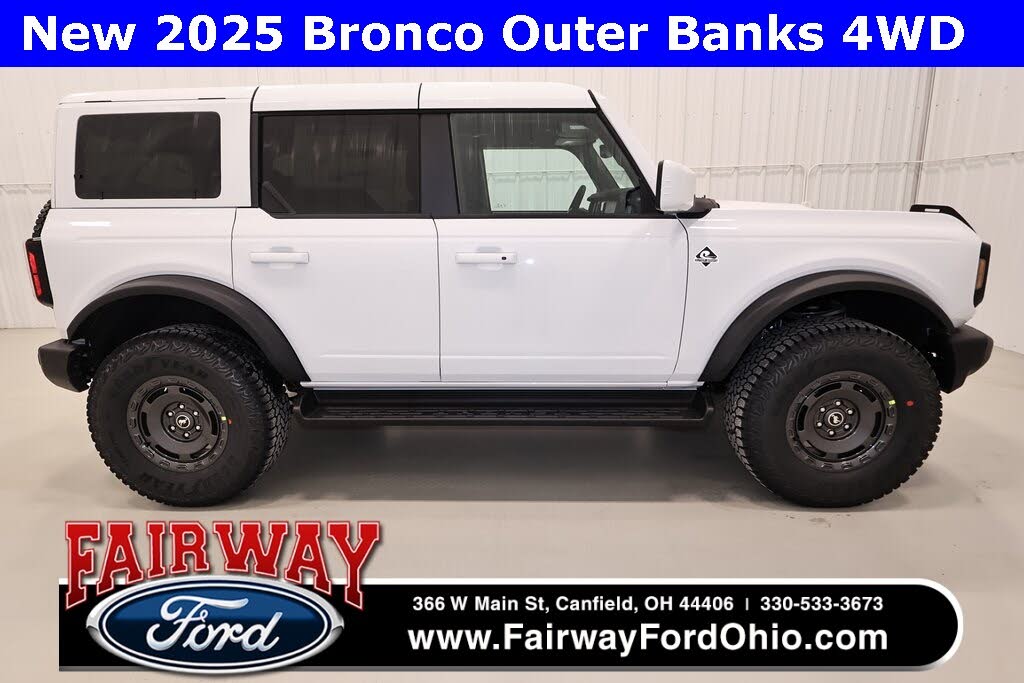 2025 Ford Bronco Outer Banks 4-Door 4WD