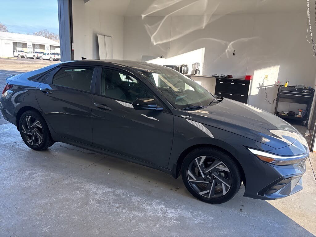 2025 Hyundai Elantra SEL Sport FWD