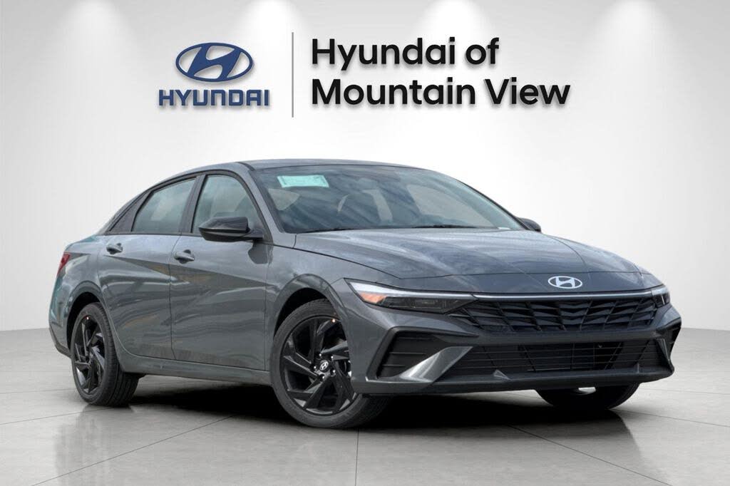 2026 Hyundai Elantra SEL Sport FWD