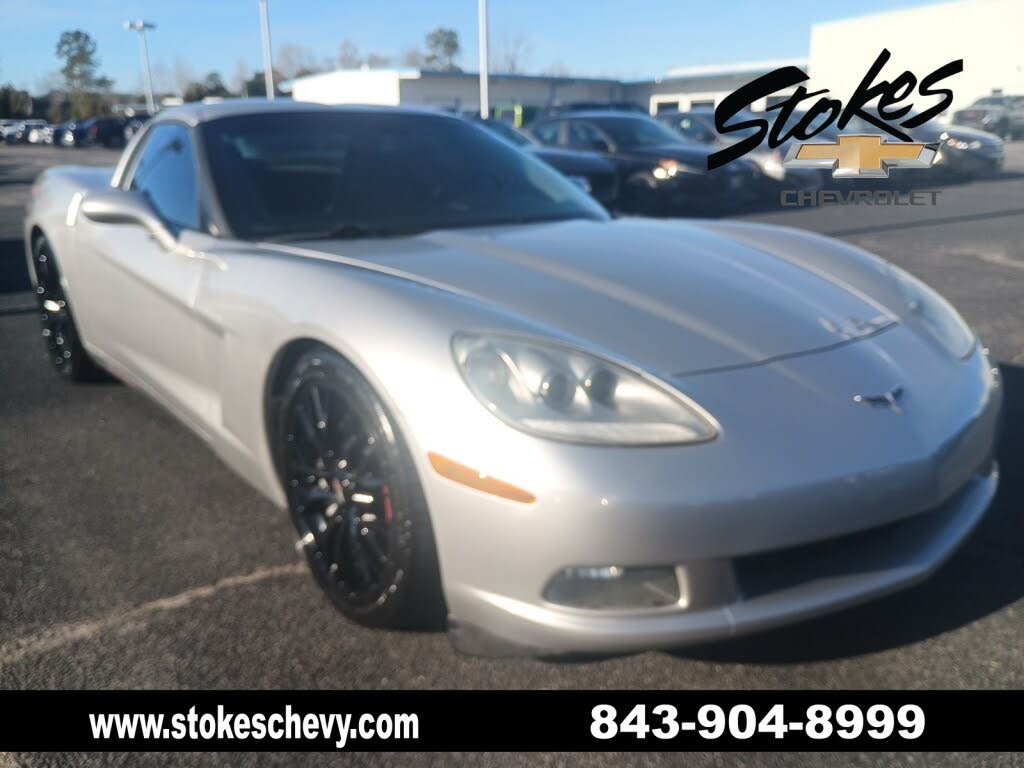 2005 Chevrolet Corvette Coupe RWD