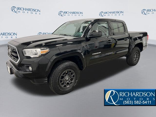 2017 Toyota Tacoma SR5 V6 Double Cab 4WD