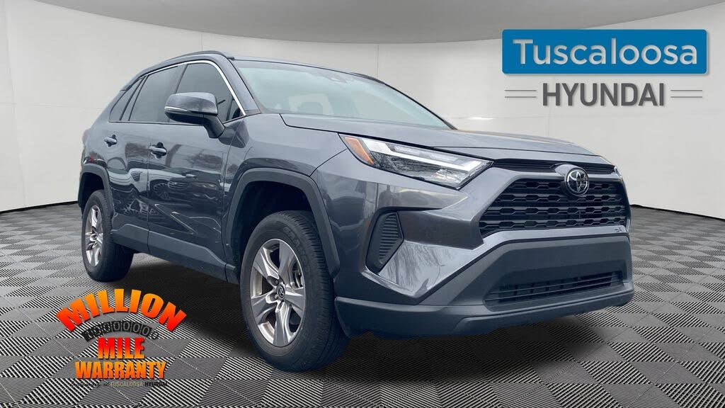 2023 Toyota RAV4 XLE FWD