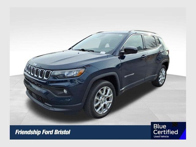 2024 Jeep Compass Latitude Lux 4WD