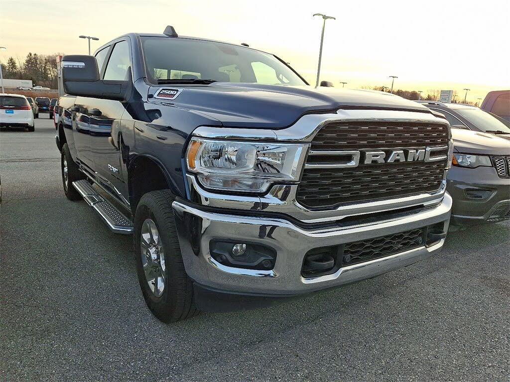 2024 RAM 2500 Big Horn Crew Cab 4WD