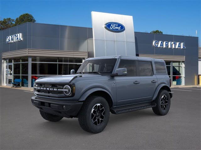2025 Ford Bronco Outer Banks 4-Door 4WD